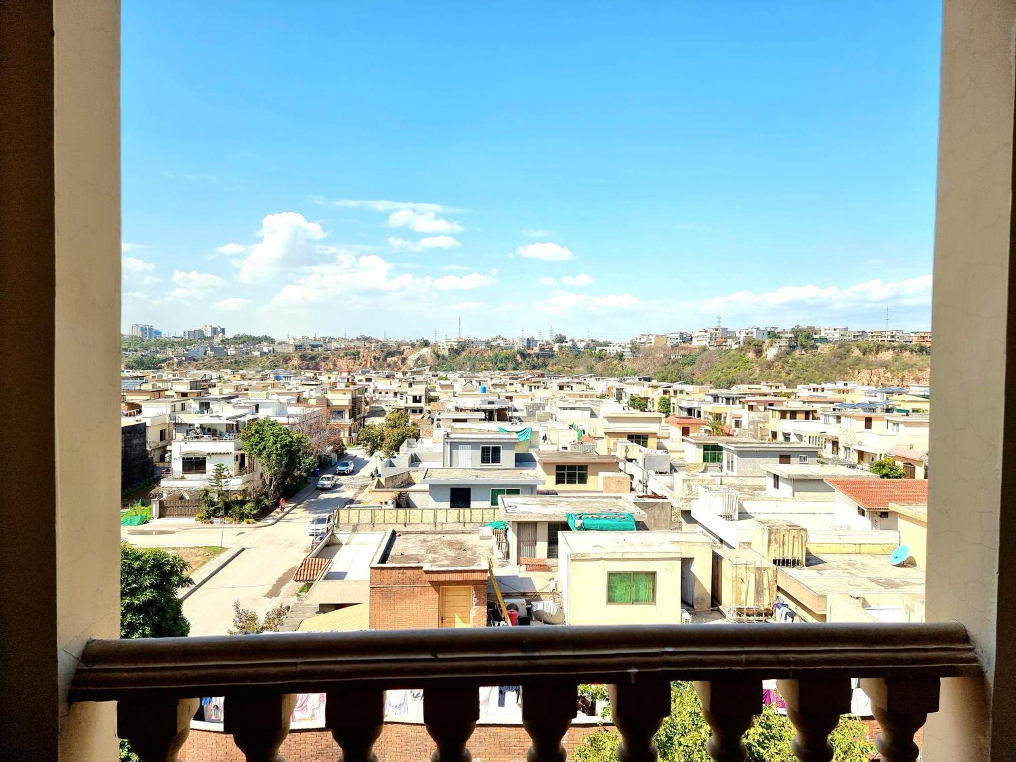 Executive 3 Bedrooms Apartment In Bahria Town Rawalpindi Exterior foto